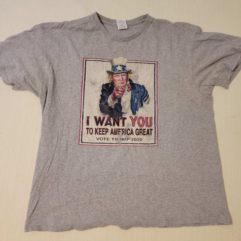 Trump 2020 Gray Graphic T-Shirt